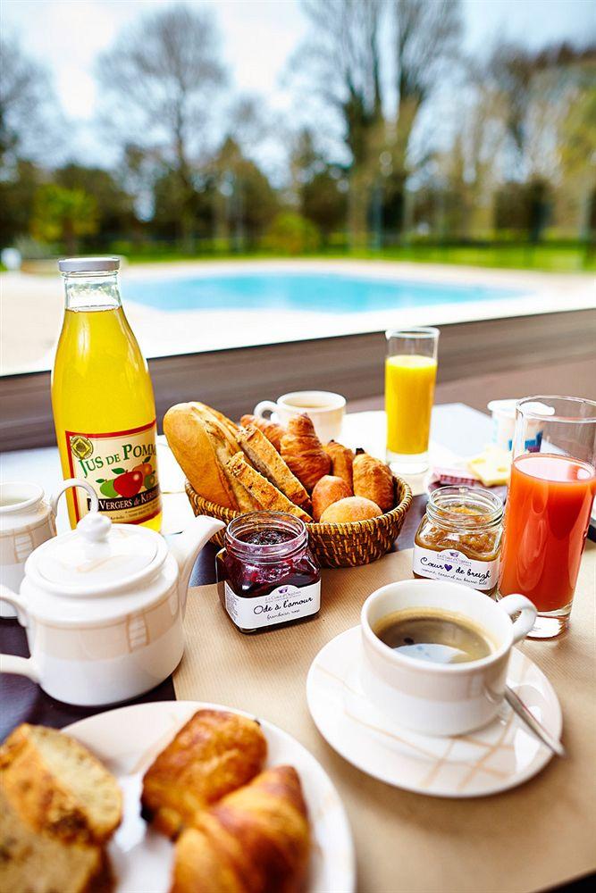 Hotel Du Golf Saint-Laurent Ploemel Buitenkant foto