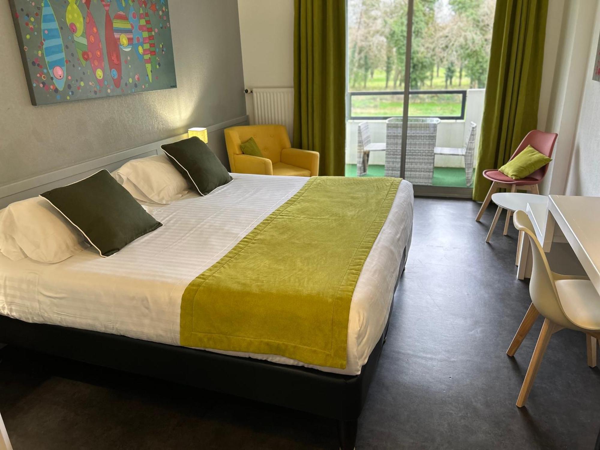 Hotel Du Golf Saint-Laurent Ploemel Buitenkant foto